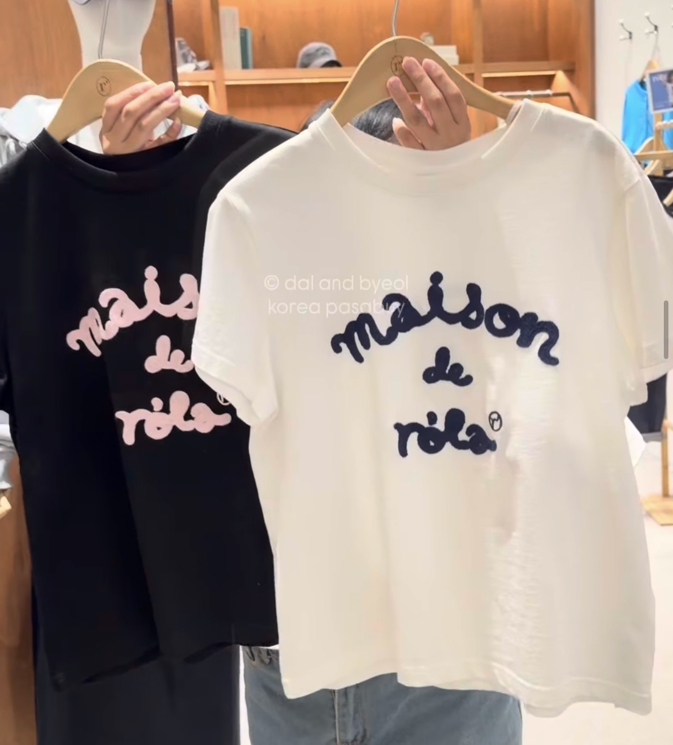 [ROLAROLA] Maison de Rola Embroidered Shirt - Black